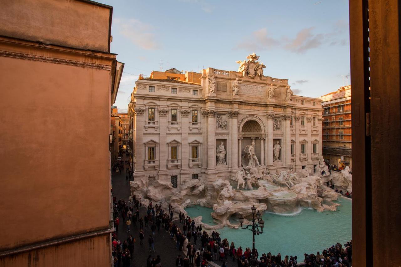 Lägenhet Trevi Luxury Maison Rom